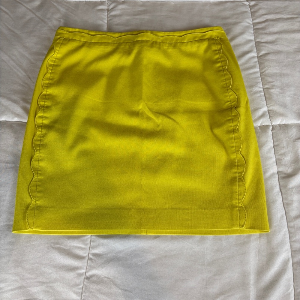 Banana Republic Yellow Scalloped Mini Skirt Women’s Size 6 Bright Pencil Skirt
